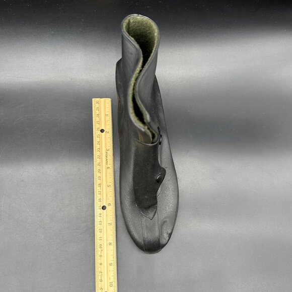 Vintage Rubber High Heel Galoshes Rain Boots 1940s Womens Size 6 USA Black - Picture 16 of 16